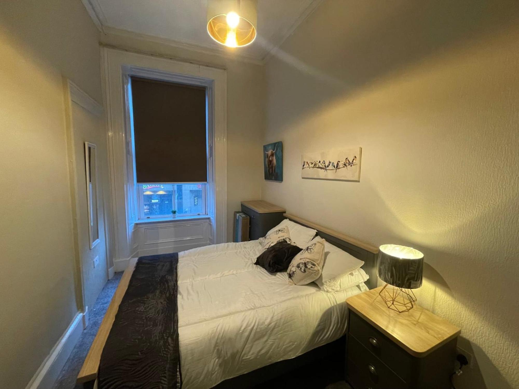 Traditional 5 Bedroom City Centre Apartment 格拉斯哥 外观 照片